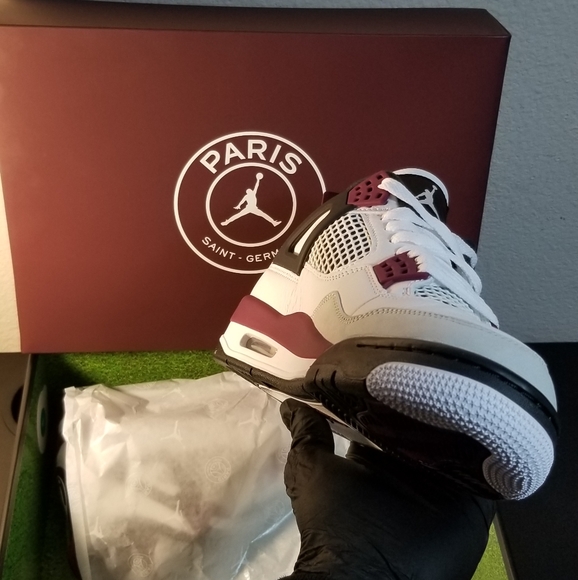 Jordan 4 Paris St. Germain - Picture 5 of 5